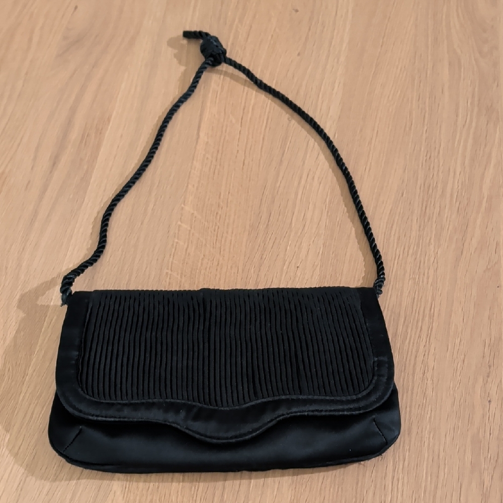 Magid  Black Evening Clutch
